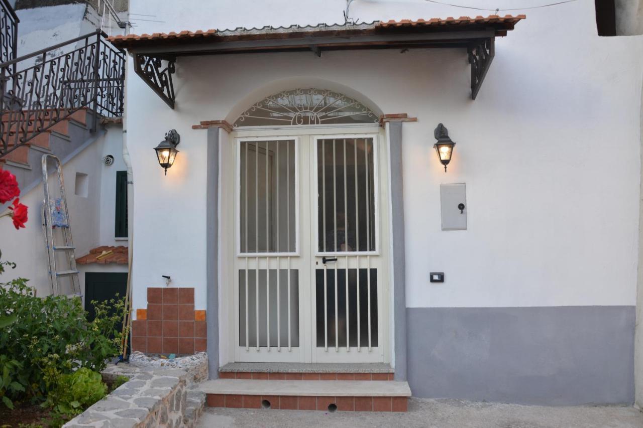 הוילה טרמונטי Antica Casa Cavaliere מראה חיצוני תמונה