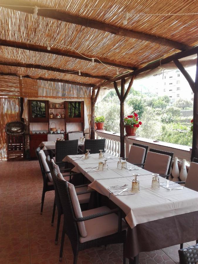 הוילה טרמונטי Antica Casa Cavaliere מראה חיצוני תמונה