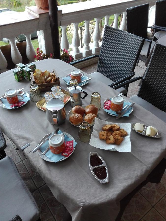 הוילה טרמונטי Antica Casa Cavaliere מראה חיצוני תמונה